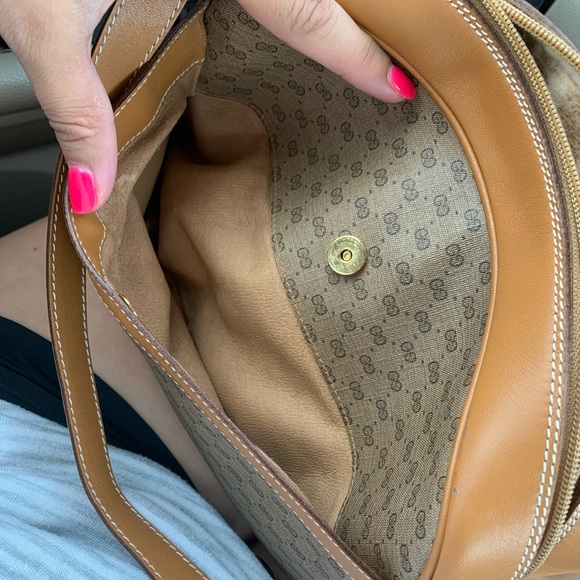 Gucci Purse - Picture 4 of 7